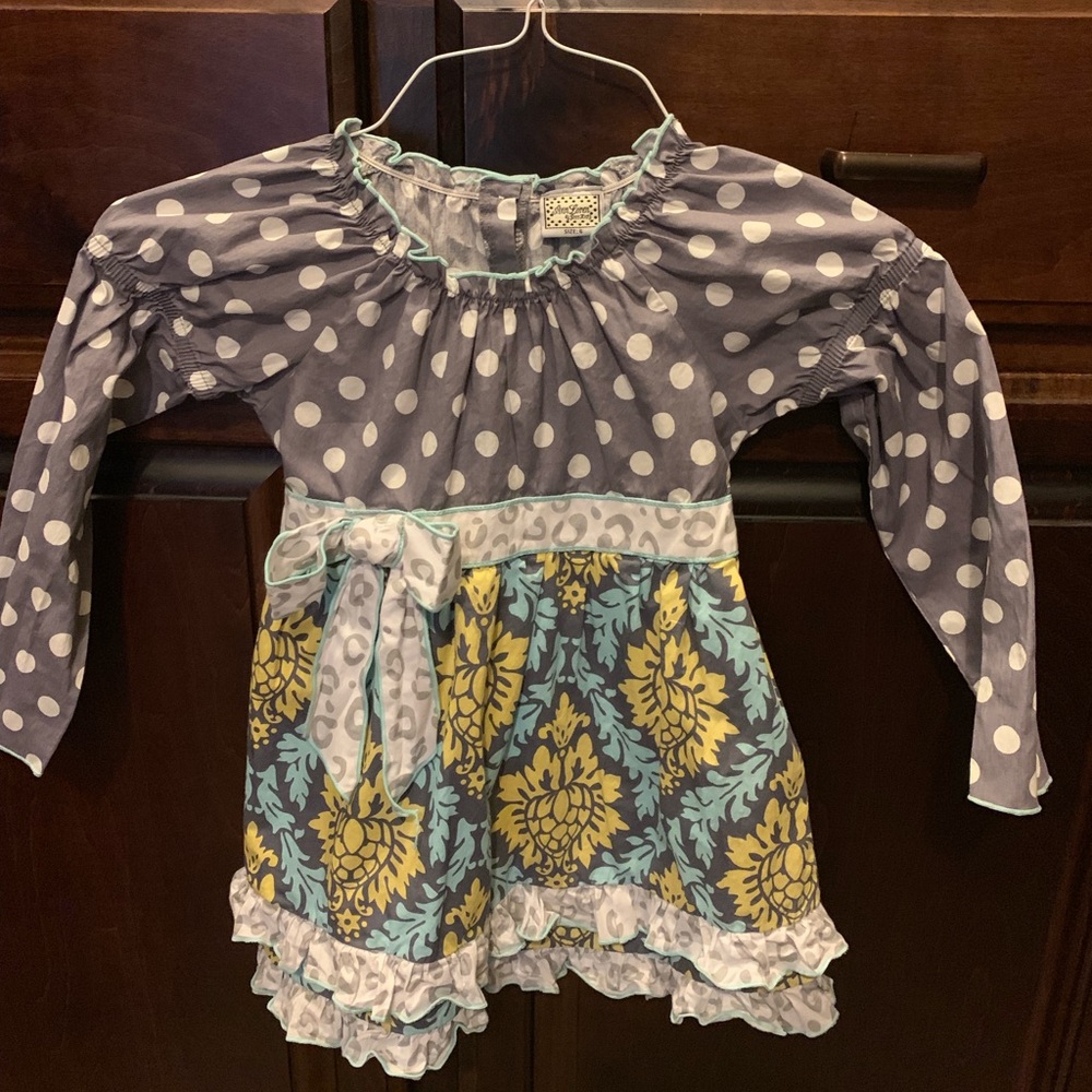 Girls dress/top